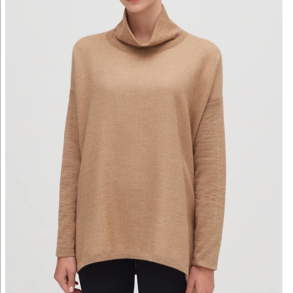 Cuyana Turtleneck Sweater - Camel